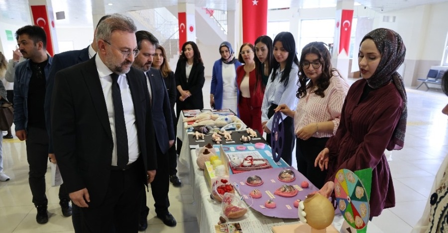 Üniversitemizde Ebelik Haftası Kutlama Programı Düzenlendi